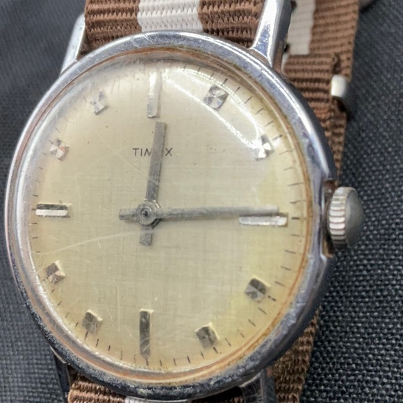 Vintage 1971 Timex,  called "Tropical" Mens Watch NATO Strap - Picture 2 of 5